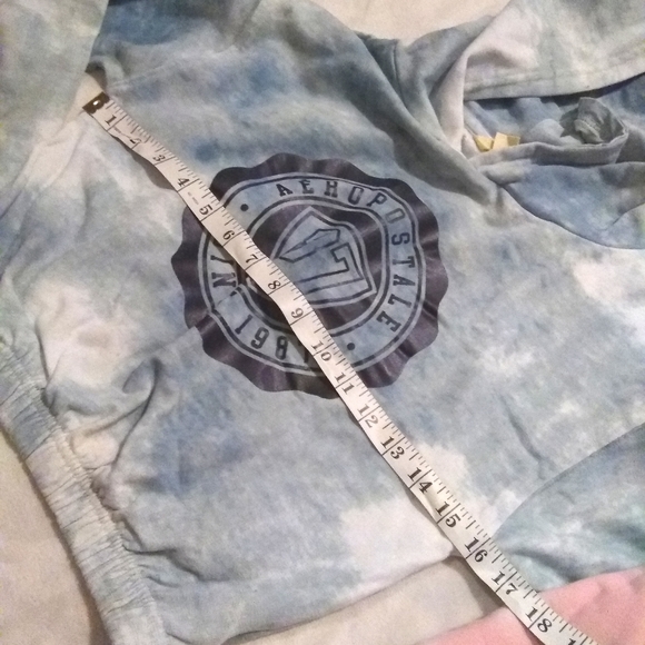 Aeropostale 2 Girls Cropped Hoodies - Picture 9 of 11